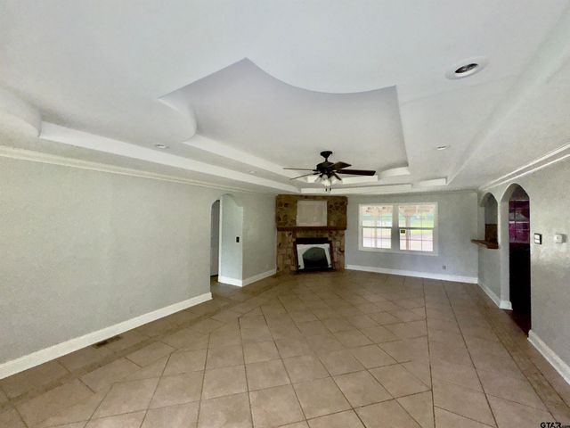 1538 FM 918, Overton, TX 75684