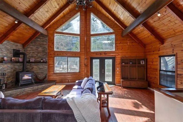 27064 Overlook, Lake Arrowhead, CA 92352