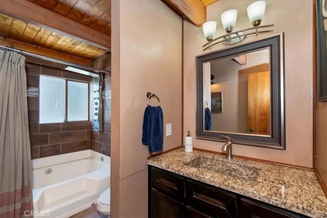 27064 Overlook, Lake Arrowhead, CA 92352
