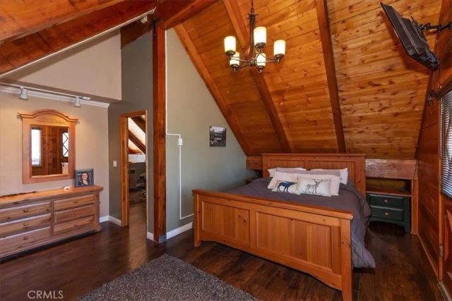 27064 Overlook, Lake Arrowhead, CA 92352
