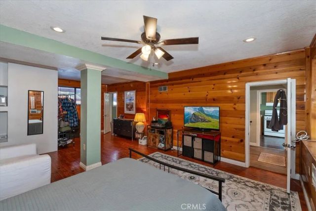 27064 Overlook, Lake Arrowhead, CA 92352