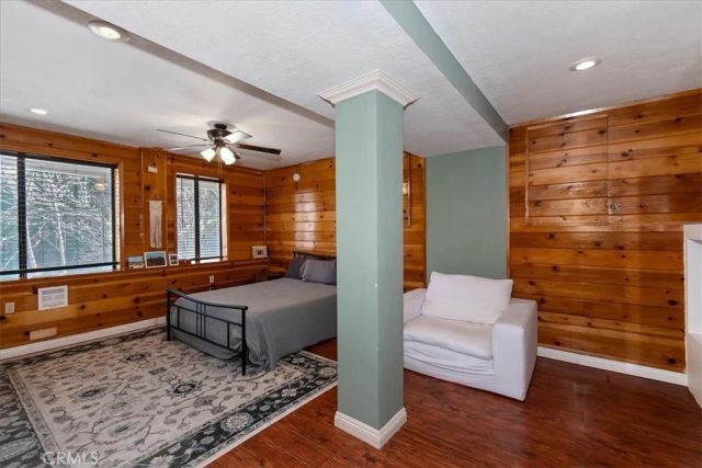 27064 Overlook, Lake Arrowhead, CA 92352