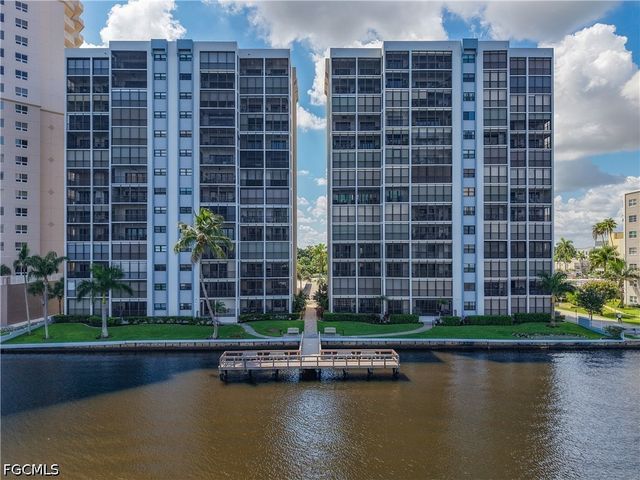 1901 Clifford ST 1003, Fort Myers, FL 33901