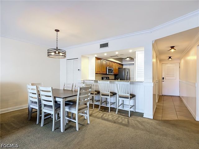 1901 Clifford ST 1003, Fort Myers, FL 33901