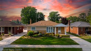 22635 Lincoln Street, St. Clair Shores, MI 48082