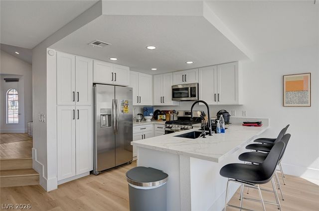 3200 Ivory Coast Drive, Las Vegas, NV 89117