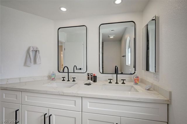 3200 Ivory Coast Drive, Las Vegas, NV 89117