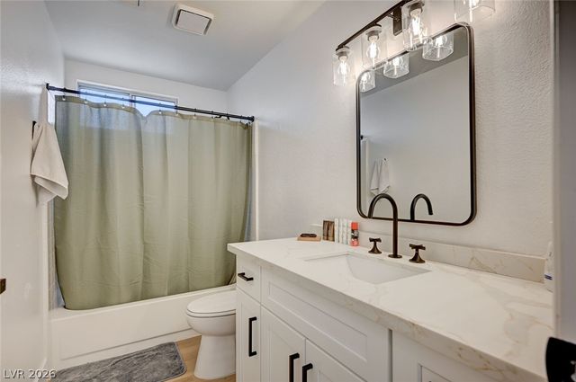 3200 Ivory Coast Drive, Las Vegas, NV 89117