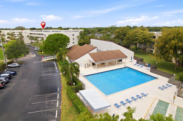 3146 Via Poinciana 407, Greenacres, FL 33467