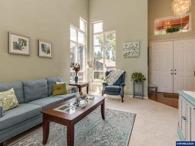 1598 Hallet Ct NW, Salem, OR 97304