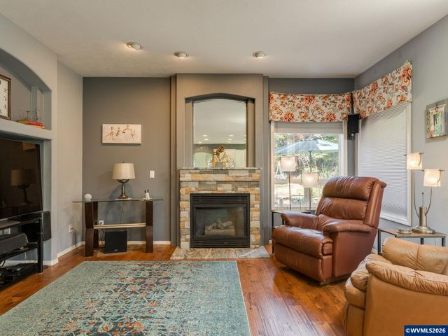 1598 Hallet Ct NW, Salem, OR 97304