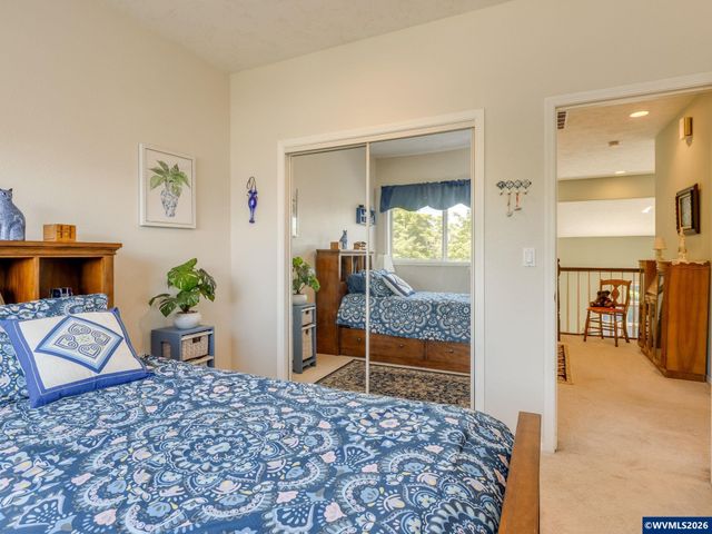 1598 Hallet Ct NW, Salem, OR 97304