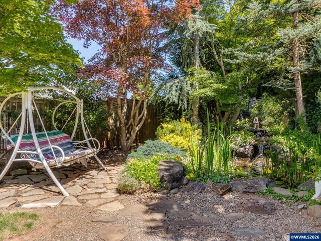 1598 Hallet Ct NW, Salem, OR 97304