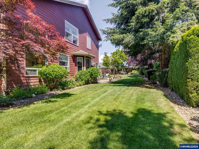 1598 Hallet Ct NW, Salem, OR 97304