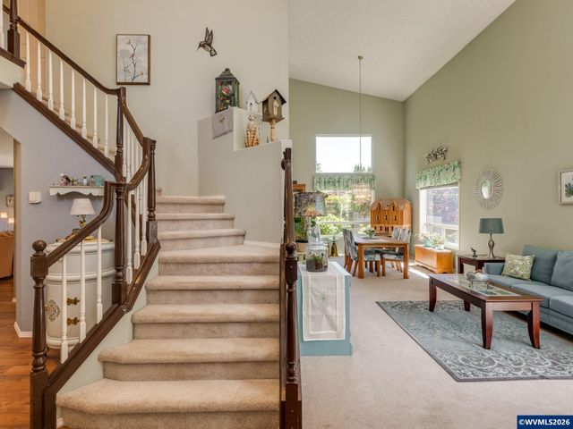1598 Hallet Ct NW, Salem, OR 97304