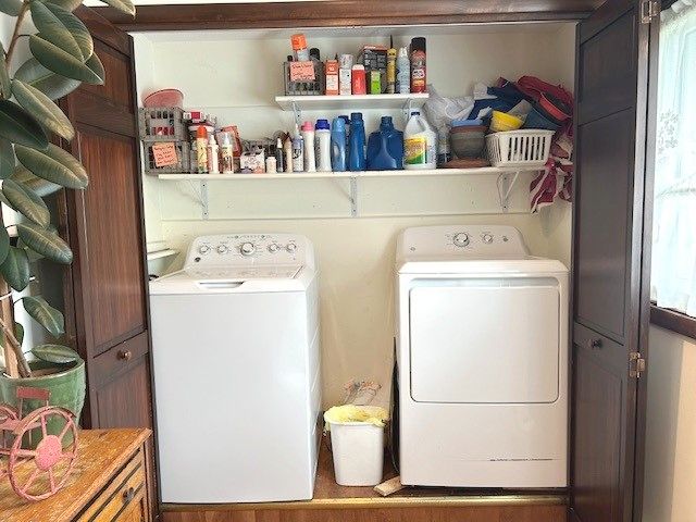 6870 STERRETTANIA, Fairview, PA 16415