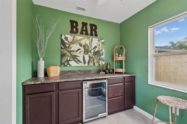 541 5TH STREET SE, Largo, FL 33771