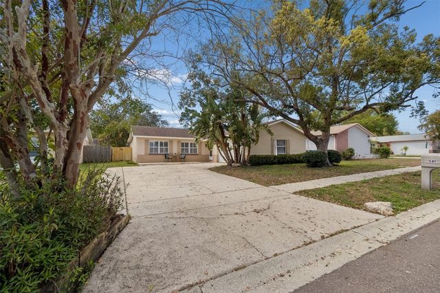 541 5TH STREET SE, Largo, FL 33771