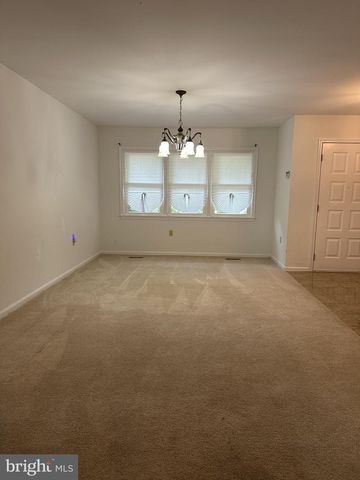 5601 GWYNNDALE PL, Clinton, MD 20735