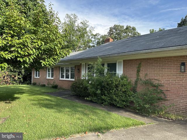 5601 GWYNNDALE PL, Clinton, MD 20735