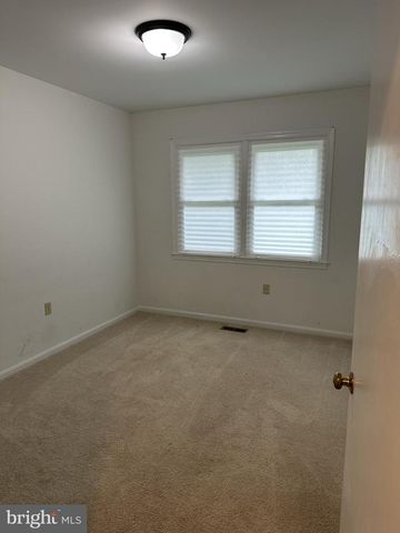 5601 GWYNNDALE PL, Clinton, MD 20735