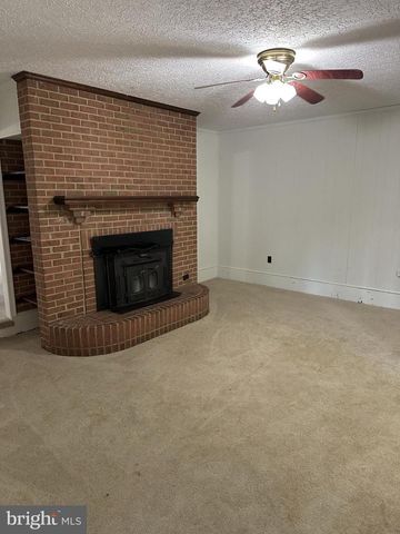 5601 GWYNNDALE PL, Clinton, MD 20735
