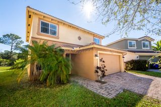 4904 SE Duval Drive, Stuart, FL 34997