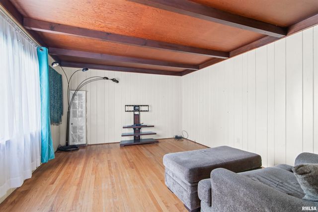 508 N WASHINGTON Street, Mt Pulaski, IL 62548