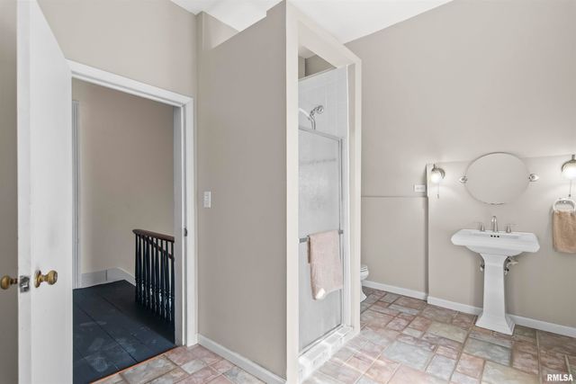 508 N WASHINGTON Street, Mt Pulaski, IL 62548