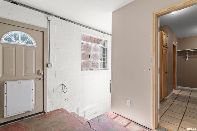 508 N WASHINGTON Street, Mt Pulaski, IL 62548