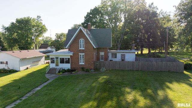 508 N WASHINGTON Street, Mt Pulaski, IL 62548