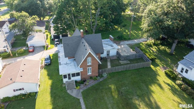 508 N WASHINGTON Street, Mt Pulaski, IL 62548