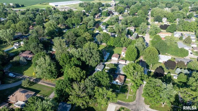 508 N WASHINGTON Street, Mt Pulaski, IL 62548