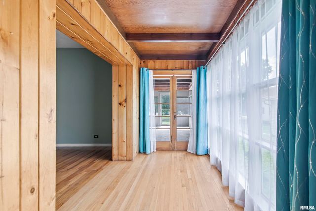 508 N WASHINGTON Street, Mt Pulaski, IL 62548