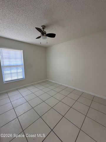 565 Burlington Avenue NE, Palm Bay, FL 32907