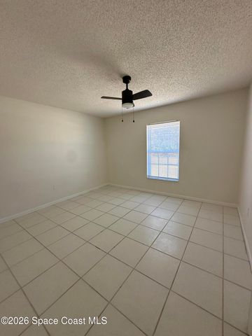 565 Burlington Avenue NE, Palm Bay, FL 32907