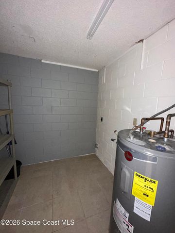 565 Burlington Avenue NE, Palm Bay, FL 32907