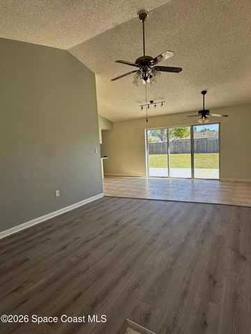 565 Burlington Avenue NE, Palm Bay, FL 32907