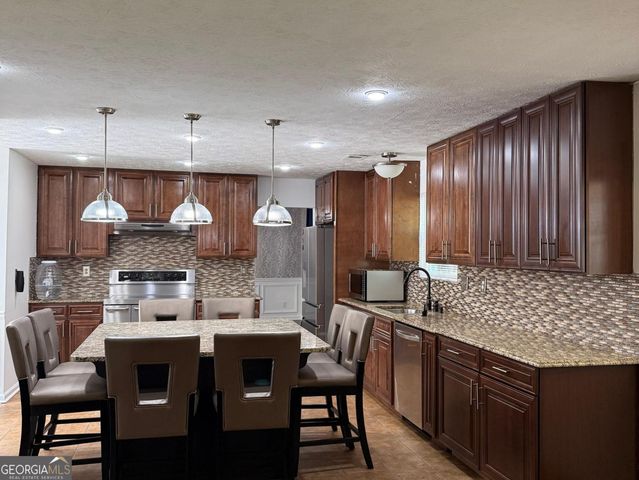 3072 Aberdeen Way, Lithonia, GA 30038