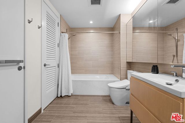 877 Francisco Street 1112, Los Angeles, CA 90017