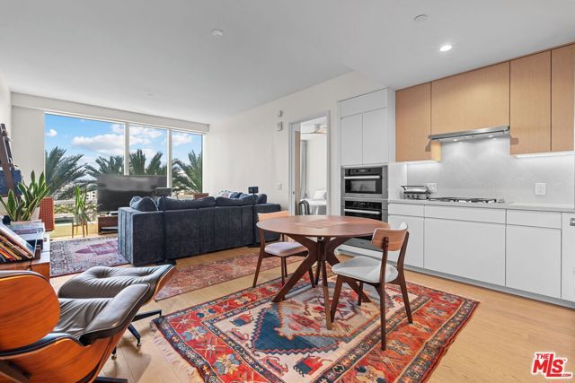 877 Francisco Street 1112, Los Angeles, CA 90017
