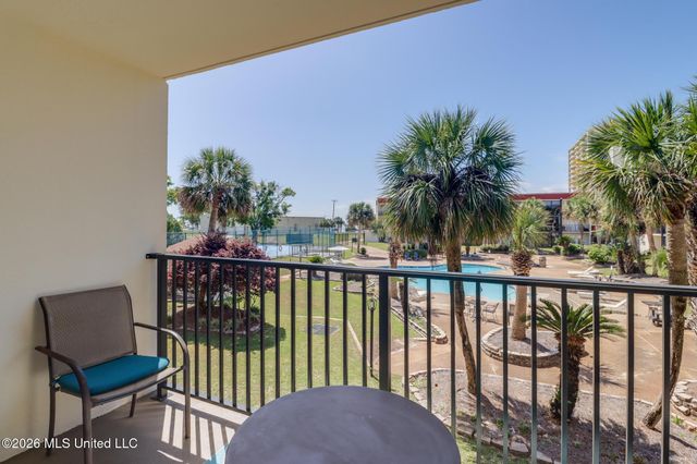 2046 Beach Boulevard, D204, Biloxi, MS 39531