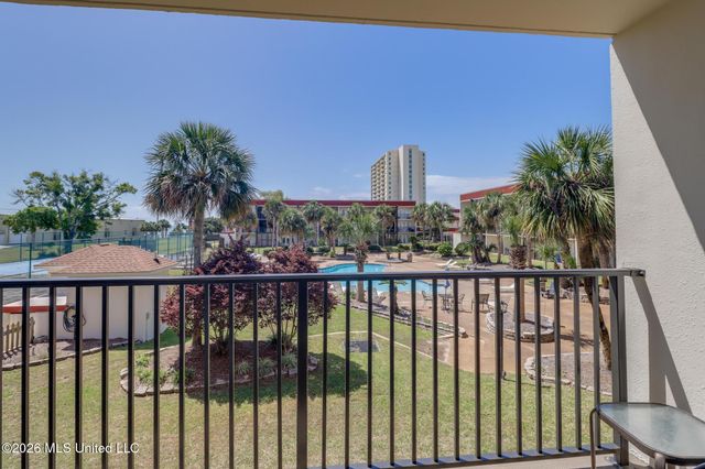 2046 Beach Boulevard, D204, Biloxi, MS 39531