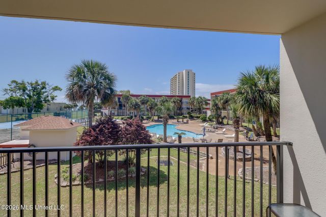2046 Beach Boulevard, D204, Biloxi, MS 39531