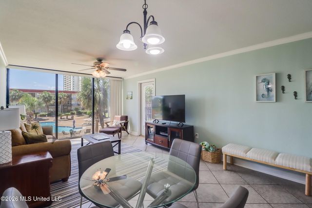 2046 Beach Boulevard, D204, Biloxi, MS 39531