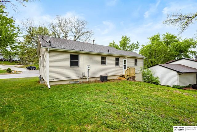 1101 Denver Street, Bellevue, NE 68005