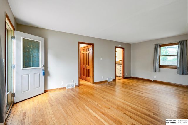 1101 Denver Street, Bellevue, NE 68005