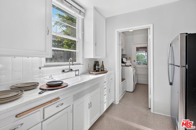 833 Wilson Place, Santa Monica, CA 90405