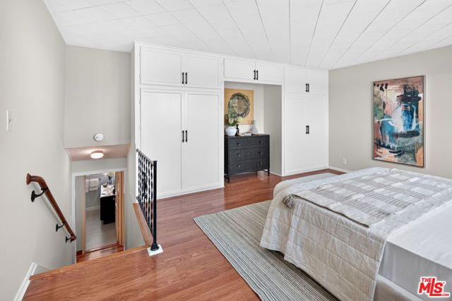 833 Wilson Place, Santa Monica, CA 90405