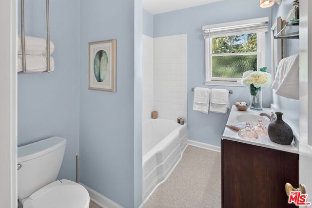 833 Wilson Place, Santa Monica, CA 90405
